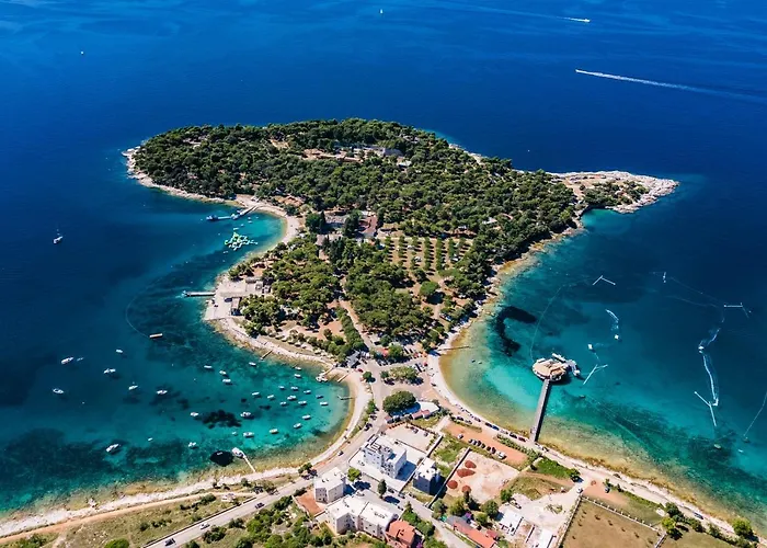 Sunny Ili Near Amfiteatar * Pula